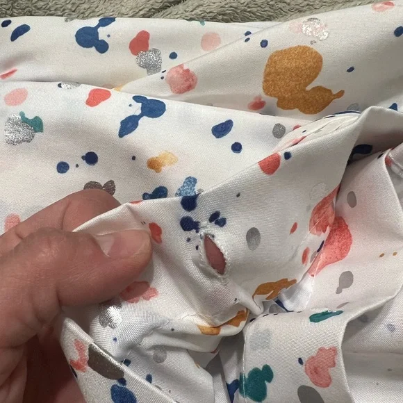 Standard size shower curtain - Picture 3 of 3